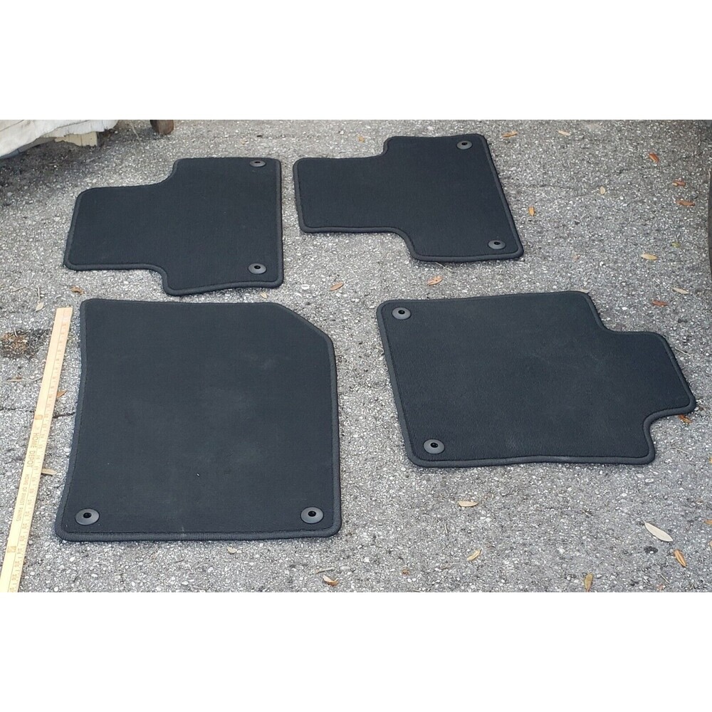 OEM Volvo Front & Rear Floor Mats D3U6A 11-20 Black 32216564 - 32216567